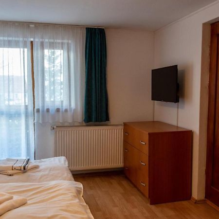 Casa Germana Hotel Lupeni  Ngoại thất bức ảnh